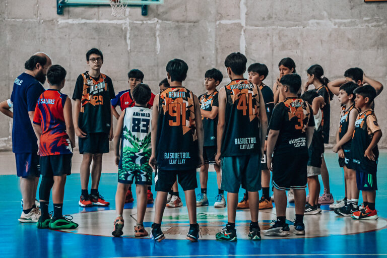 UVM culminó ciclo de clínicas deportivas en escuelas y gimnasios de la región de Valparaíso