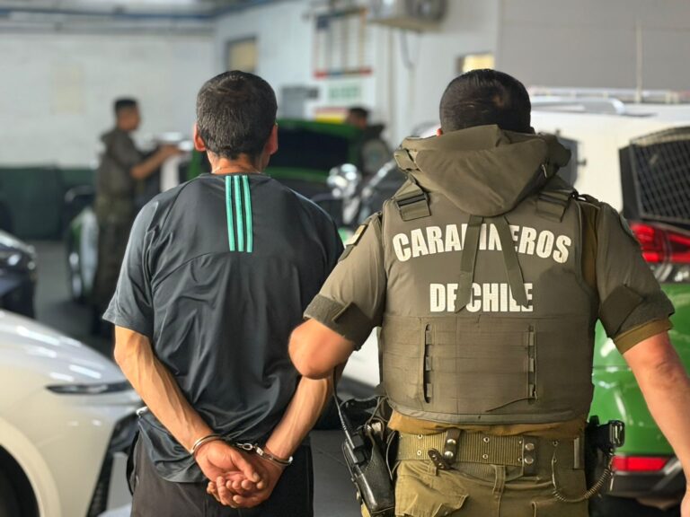 Siete detenidos deja intervención de Carabineros en el Barrio Puerto de Valparaíso