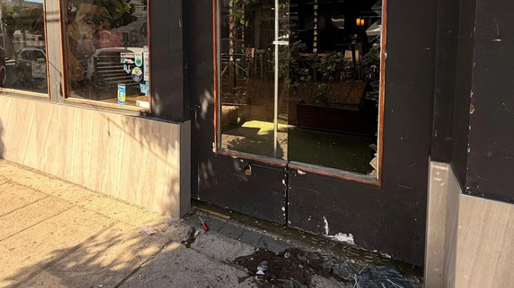 Roban, huyen y regresan: el insólito doble atraco, en una misma noche, a local en Viña del Mar