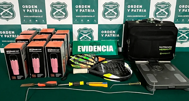 Cuatro detenidos en Concón tras fiscalización: los vinculan a robos en vehículos en Viña del Mar