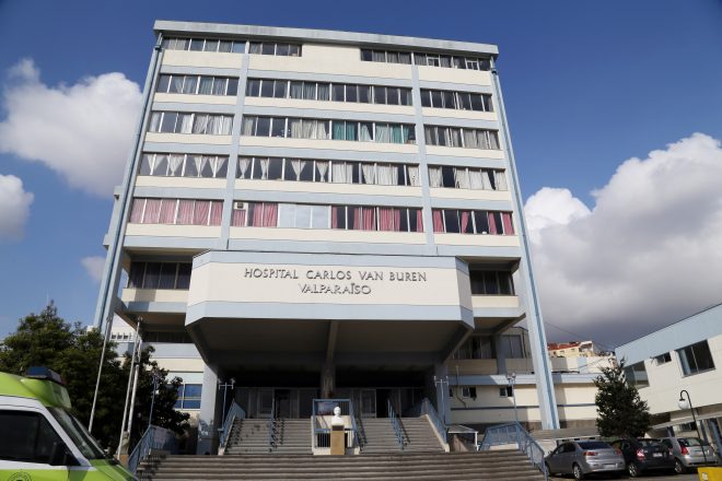 Gobierno pone plazo al nuevo Hospital CarlosVan Buren: Ministra Chomalí detalla los pasos a seguir